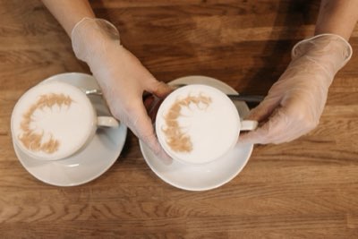 Lichaamstaal herkennen: 5 signalen van oprechte interesse